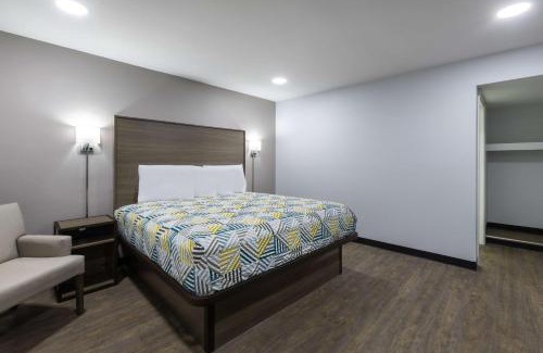 Hickory Hotel | Studio 6 Hickory NC