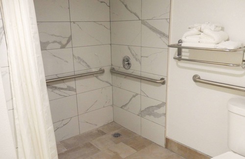 Greater Greenspoint Hotel | Studio 6 Houston, TX - Intercontinental Airport South