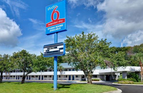 Southside Hotel | Studio 6-Jacksonville, FL - Baymeadows