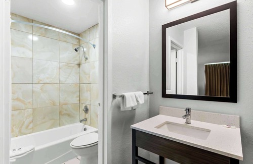 Port Lavaca Hotel | Studio 6 Port Lavaca, TX