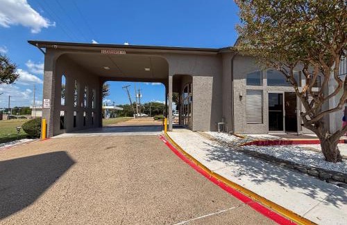 Mesquite Hotel | Studio 6 Suites Mesquite, TX – Gross Rd.