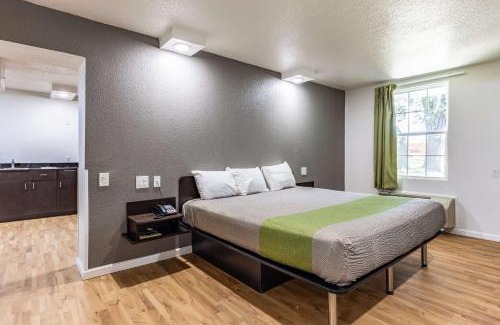 Temple Hotel | Studio 6-Temple, TX
