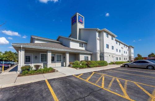 Gateway Hotel | Studio 6 Toronto - Mississauga with Kitchenettes
