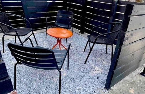 East New York Apartment | Studio 65 Rental