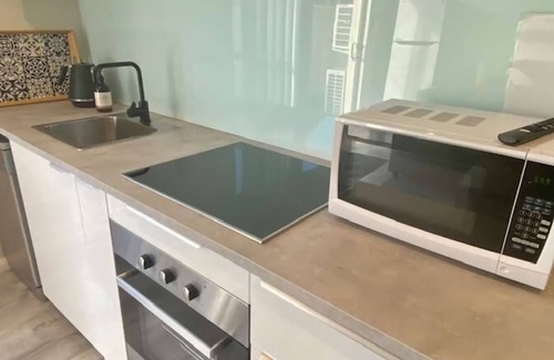 Busselton Apartment | Studio 66 Busselton - newly renovated 2- bed apartment, centrally located.