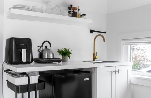 Moncton Apartment | Studio 8~ Modern Loft w/private balcony