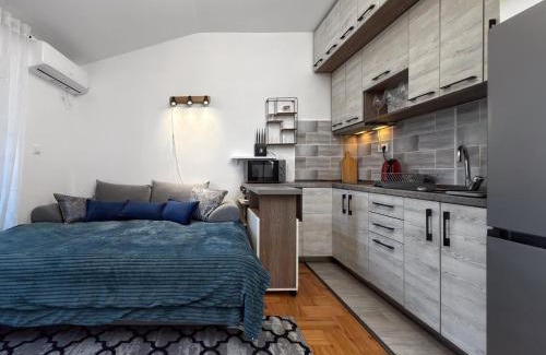 Burtaisi Apartment | Studio 89