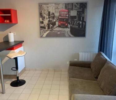 Douvaine Apartment | Studio Agora