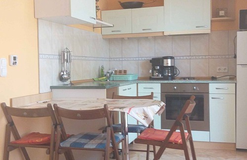Balatonlelle Apartment | Studio air-conditioned near the Balaton