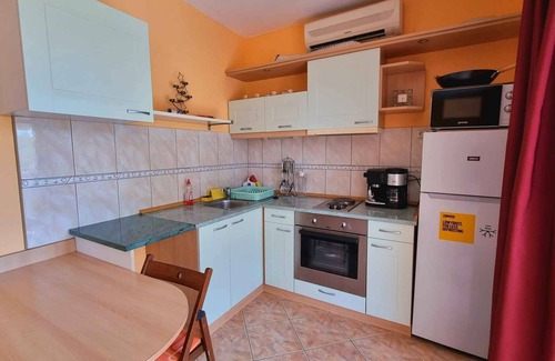 Balatonlelle Apartment | Studio air-conditioned near the Balaton