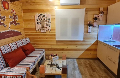 Hoya de los Patos Apartment | Studio 'Altea' with Shared Pool, Wi-Fi and Air Conditioning