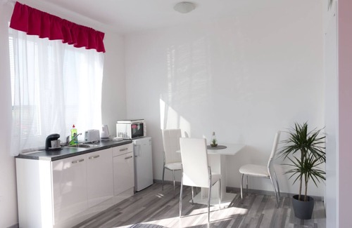 Bukfurdo Apartment | Studio and family apartments with a patio each. Continental breakfast served.