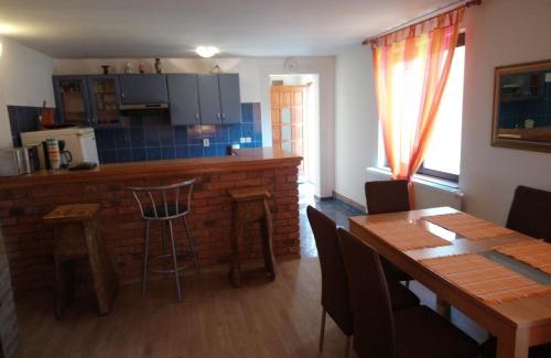 Beli Manastir Apartment | Studio apartman KOTRO