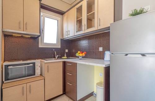 Kalligoni Apartment | Studio Apartment 'Alexandros 3 Guests' with Mountain View, Wi-Fi and Air Conditioning