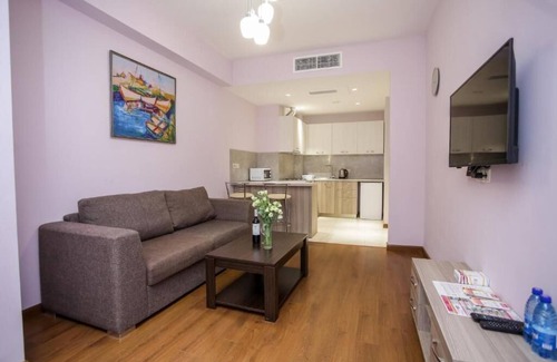 Kentron Apartment | Studio Apartment