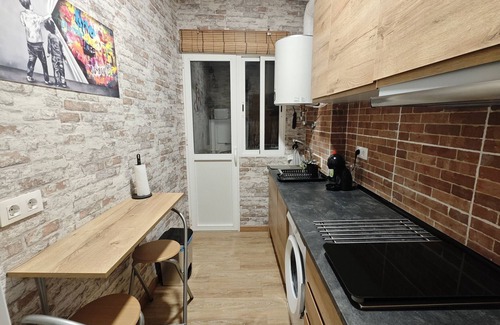Distrito de Levante Apartment | Studio Apartment 'Apartamento Sanz' with Private Terrace, Wi-Fi and Air Conditioning