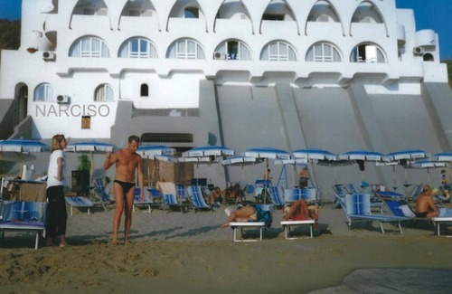 Borgo Santa Maria Apartment | Studio apartment, beachfront, floor 2, private descent to the beach (Narcissus)