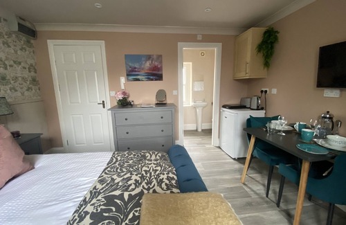 Tavistock Apartment | Studio Apartment, centre of Tavistock, Devon Four