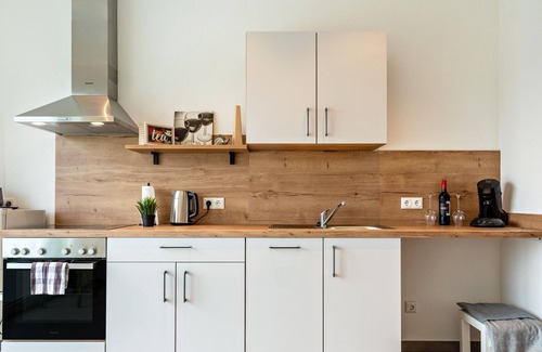 Geratskirchen Apartment | Studio Apartment 'Mina' with Balcony and Wi-Fi