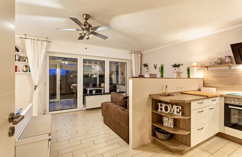 Westfeld Apartment | Studio Apartment "Bergidyll" with Mountain View, Shared Terrace & Wi-Fi