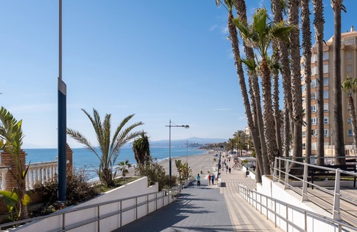 Torrox Costa Apartment | Studio Apartment 'Estudio Bloque 80' with Sea View, Wi-Fi and Air Conditioning