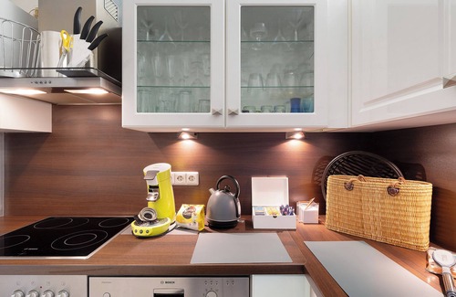 Zaisenhausen Apartment | Studio Apartment 'Ferienappartement Harmonie' with Private Terrace and Wi-Fi