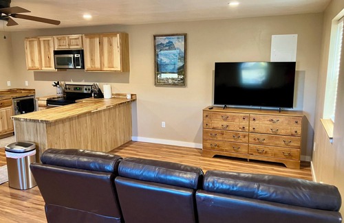 Kalispell Apartment | Studio Apartment for Two - Full Kitchen -10 Minutes to Town