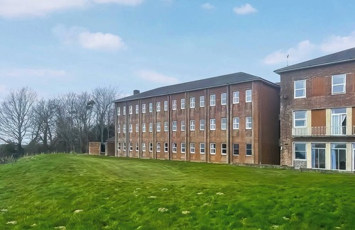 Hailsham Apartment | Studio Apartment 7 - UK48707