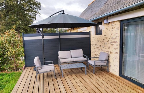 Saint-Fort Apartment | Studio Apartment 'Golf Open Sport Arnold Palmer' with Private Terrace, Private Garden and Wi-Fi