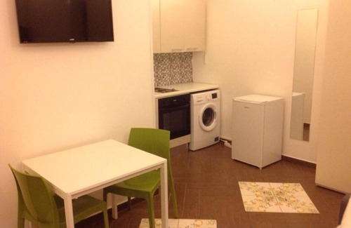 Historical Downtown Salerno Apartment | Studio apartment historic center of Salerno near boarding and parking