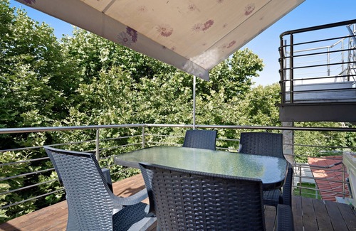 Pidima Kyras Apartment | Studio Apartment 'Iguana 9' with Sea View, Wi-Fi and Air Conditioning