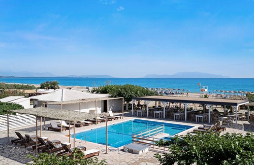 Pidima Kyras Apartment | Studio Apartment 'Iguana 2' with Shared Pool, Wi-Fi and Air Conditioning