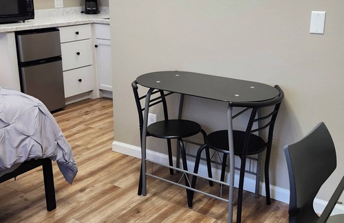 Galena Apartment | Studio apartment in Historic Downtown Galena