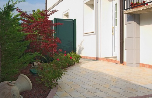 San Pietro di Feletto Villa | Studio apartment in elegant villa with private pool in Prosecco hills