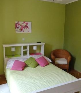 Palit Apartment | Studio Apartment in Palit with Balcony, Air Conditioning, Wi-Fi (4603-4)