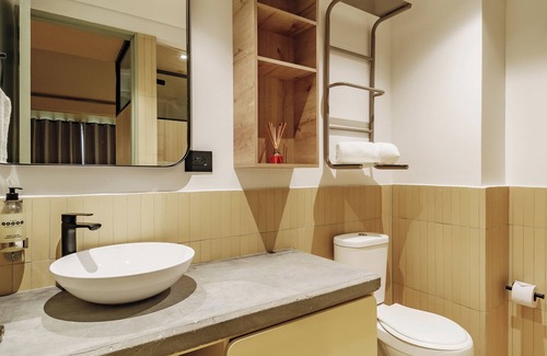 Las Lomas I Apartment | Studio apartment in the heart of Provence with kitchenette and sofa bed