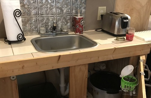 Silver Creek Apartment | Studio apartment in the Country-private entrance-long term