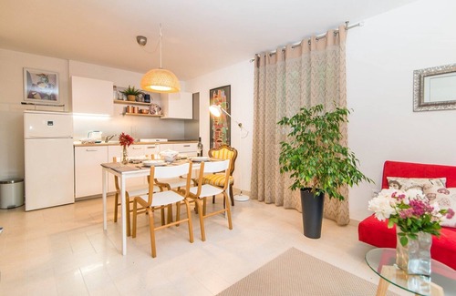 Opric Apartment | Studio Apartment in Villa Arta