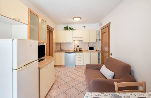 Rocca Pietore Apartment | Studio Apartment 'Appartamento Monolocale 1' with Mountain View, Shared Garden and Wi-Fi