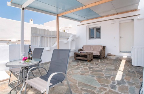 Marpissa Apartment | Studio Apartment 'Ktima San Antonio Paros - Artemis' with Mountain View, Private Terrace and Wi-Fi