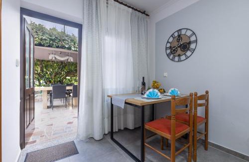Spadici Apartment | Studio Apartment Miranda