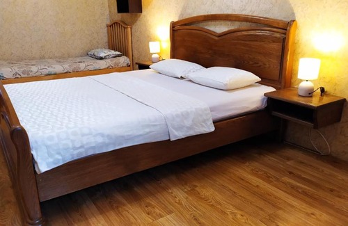 Dnipro Apartment | Studio apartment near the Caravan