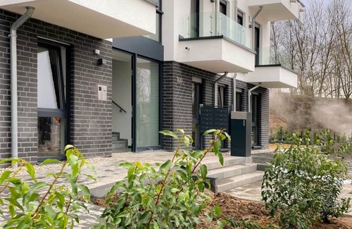 Dormagen Apartment | Studio apartment no. 12 on the 2nd floor left (street side, roof terrace)