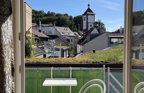 Old Town Apartment | Studio Apartment 'Nr 3 Haus Stiegeler Augustinerplatz' with Balcony and Wi-Fi