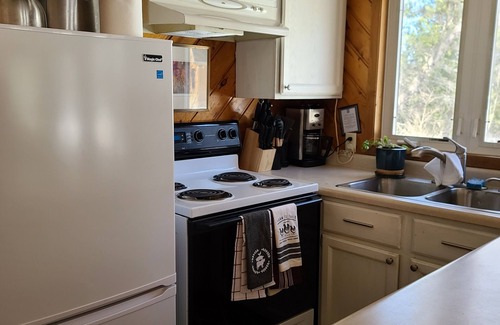 Superior Apartment | Studio Apartment on the St. Louis River