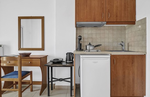 Pondi Apartment | Studio Apartment 'Panorama 2' with Sea View, Wi-Fi and Air Conditioning