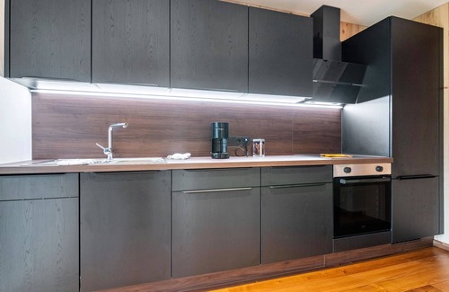 Stelvio Apartment | Studio Apartment 'Rumwaldhof Arnika' with Mountain View, Shared Terrace and Wi-Fi