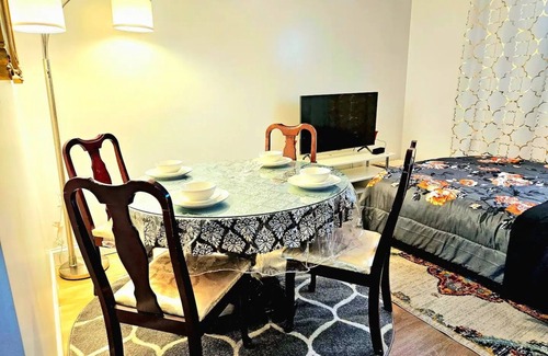 Queens Apartment | Studio apartment street level