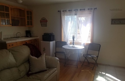 Sunriver Apartment | Studio apartment surrounded by national forest