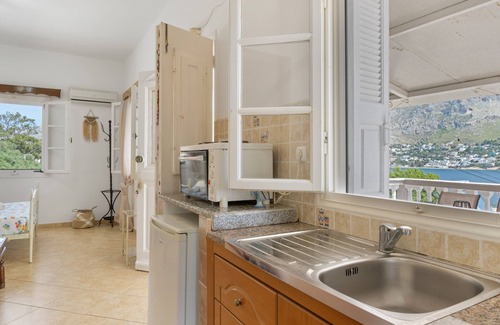 Telendos Apartment | Studio Apartment 'Telendos' with Sea View, Wi-Fi and Air Conditioning